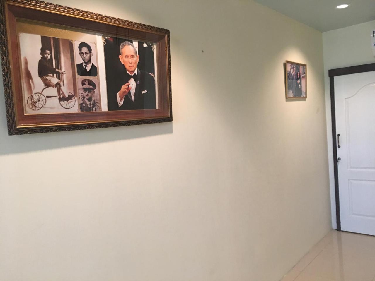 曼谷 The Baan Nathong旅舍 外观 照片